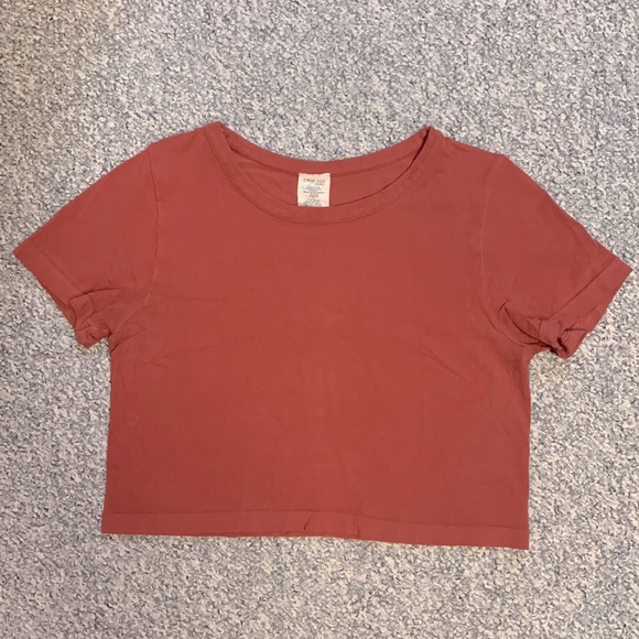 C'est Moi Crop Top - Picture 2 of 6